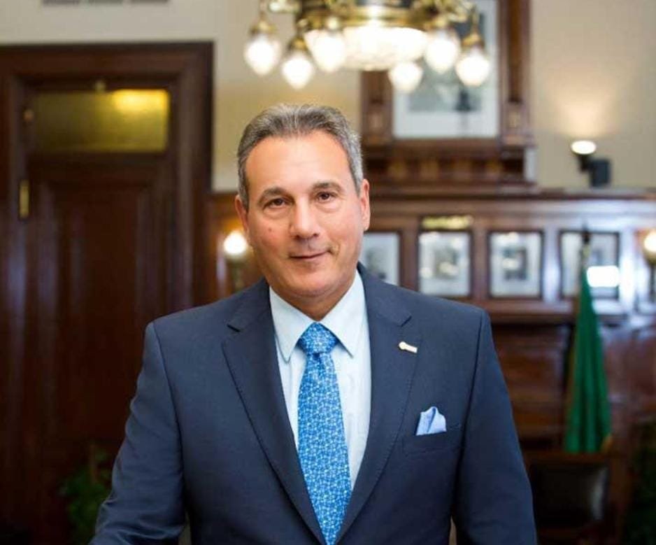 القومي للمرأة يهنئ محمد الأتربي لإعادة انتخابه رئيسًا لاتحاد المصارف العربية