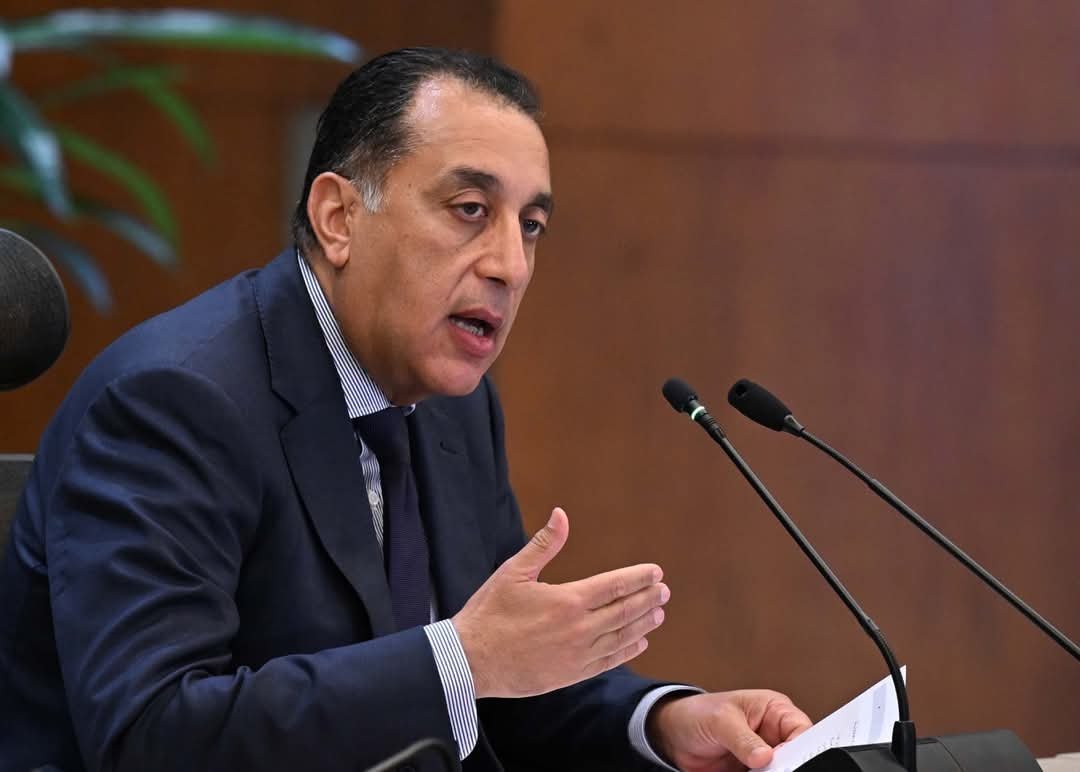 رئيس الوزراء يتابع أعمال اللجنة الخاصة بحوكمة الاستثمارات العامة بالدولة