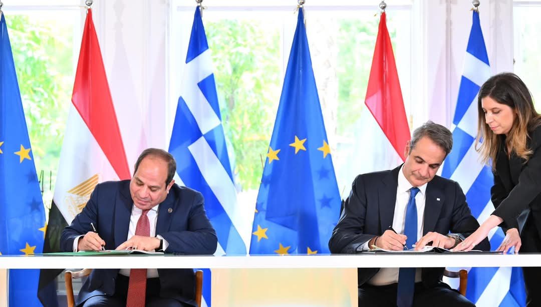 “الرئيس السيسي ورئيس الوزراء اليوناني يوقعان الإعلان المشترك حول الشراكة الإستراتيجية”