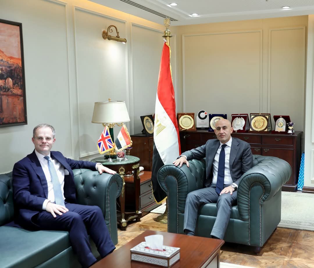 وزير التربية والتعليم يستقبل مدير المجلس الثقافي البريطاني بالقاهرة لتعزيز التعاون المشترك
