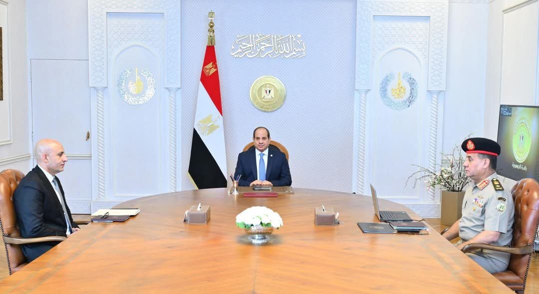 “السيسي يستعرض جهود تطوير آليات اختيار وتأهيل الكوادر التعليمية”