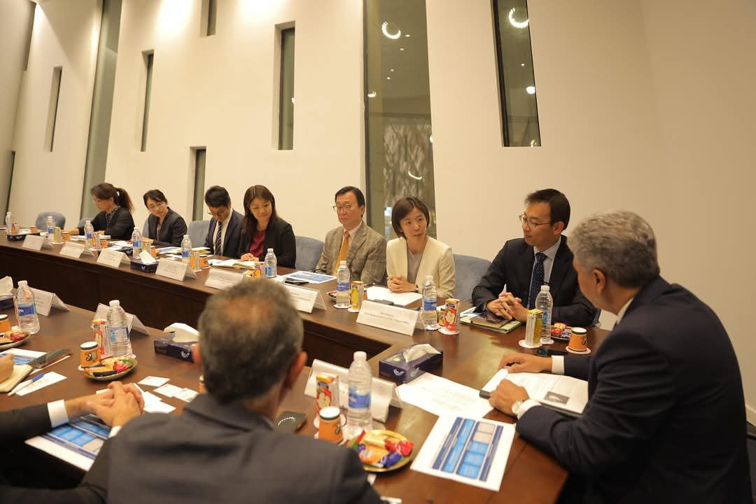 في إطار الاستعداد للافتتاح الرسمي للمتحف المصري الكبير..وزير السياحة يلتقي مع رئيس هيئة التعاون اليابانية بمصر