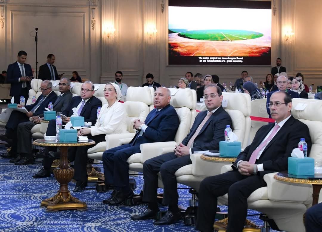 وزراء الصناعة والنقل ووزراء البيئة والمالية يطلقون منتدى “أفريقيا تنمو خضراء للتمويل المناخي”