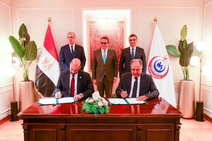 وزير الصحة يشهد توقيع بروتوكول تعاون مع شركة “فيليبس” بهدف دعم الصناعة المحلية وتعزيز وجود المنتجات المصرية في سوق التكنولوجيا الصحية