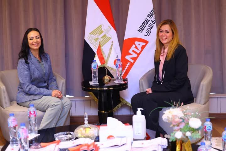 وزيرة التضامن الاجتماعي تشارك في المقابلات الشخصية لبرنامج ” المرأة تقود للتنفيذيات” بالأكاديمية الوطنية للتدريب