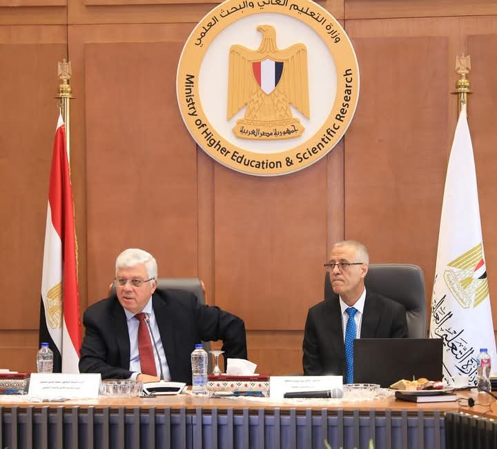 وزير التعليم العالي يترأس اجتماع مجلس الجامعات الأهلية بمقر الوزارة بالعاصمة الإدارية
