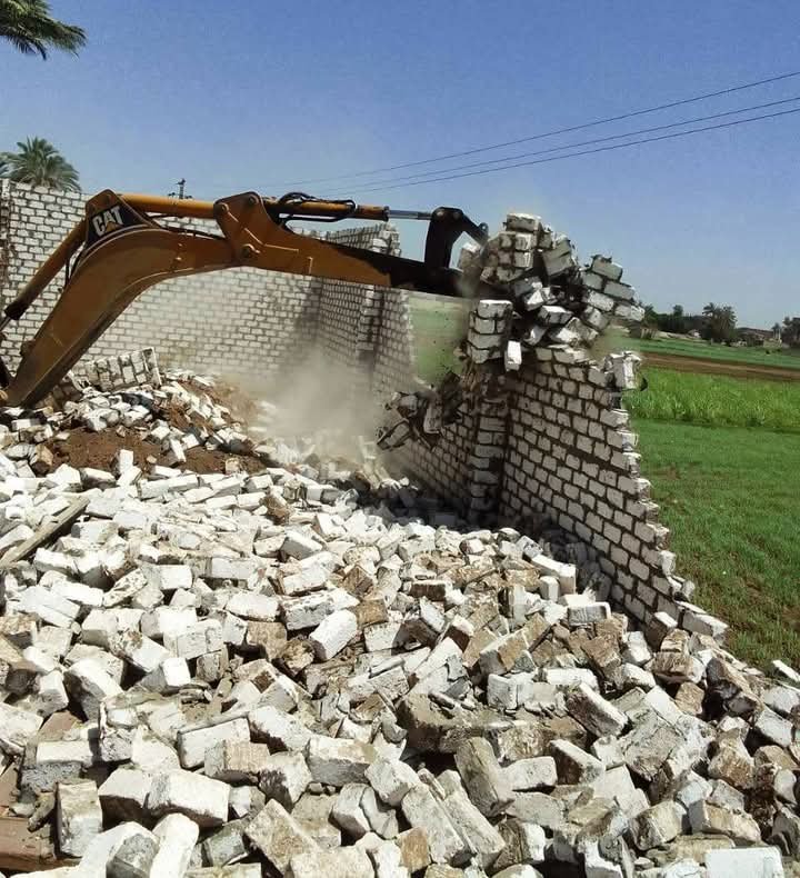 محافظ سوهاج: إزالة 3307 حالة تعدٍ على أملاك الدولة والأراضي الزراعية والمتغيرات المكانية