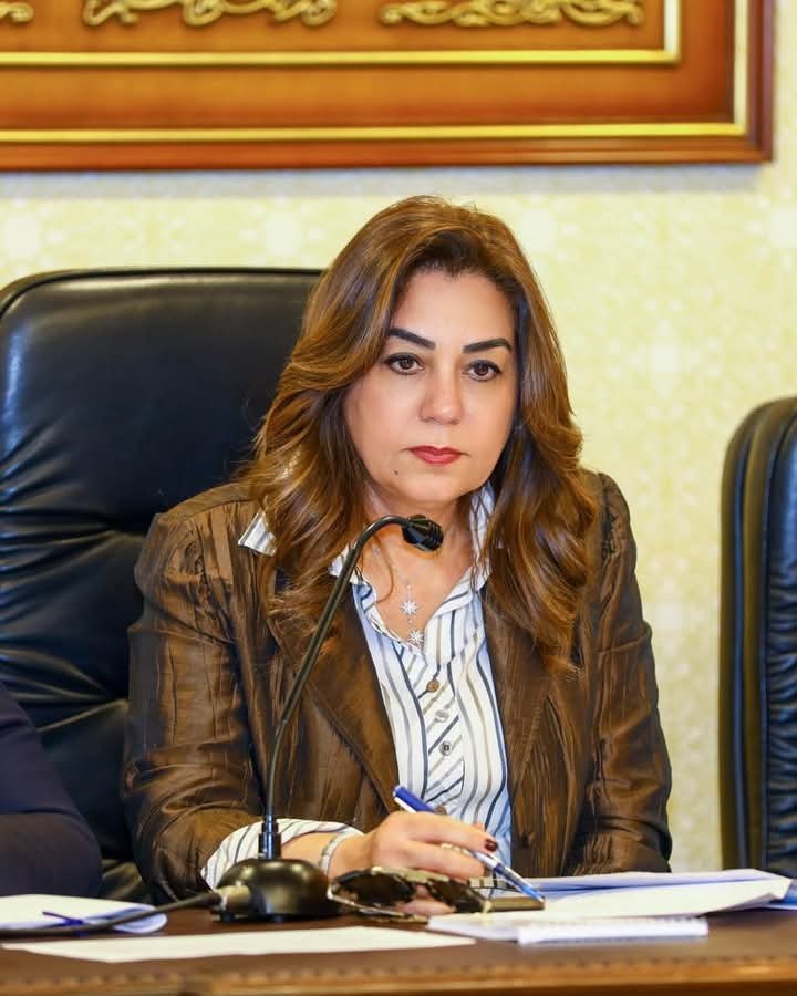 وزيرة التنمية المحلية توجه برفع درجة الاستعداد بالقطاعات الخدمية والتنفيذية بالمحافظات استعداداً لعيد الأضحى المبارك