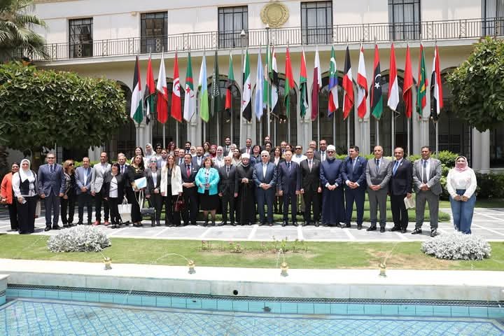 برعاية مجلس الوزراء وجامعة الدول العربية:”نيابة عن رئيس مجلس الوزراء”.. وزير التعليم العالي يفتتح فعاليات النسخة الثالثة للمؤتمر الدولي للمناخ والبيئة