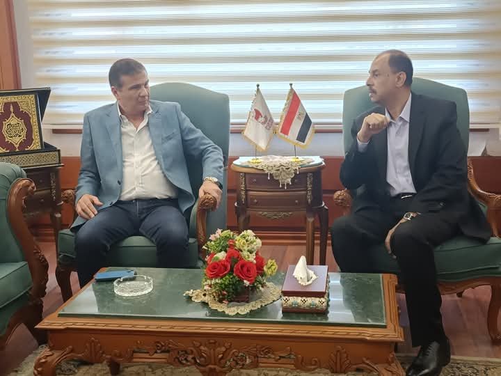 في مستهل زيارته للمحافظة.. وزير الزراعة يبحث مع محافظ سوهاج سبل تعزيز التنمية الزراعية ودعم المزارعين بالمحافظة