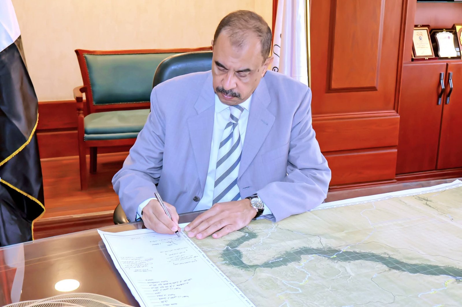 محافظ سوهاج يعتمد الحدود الإدارية الجديدة للمحافظة