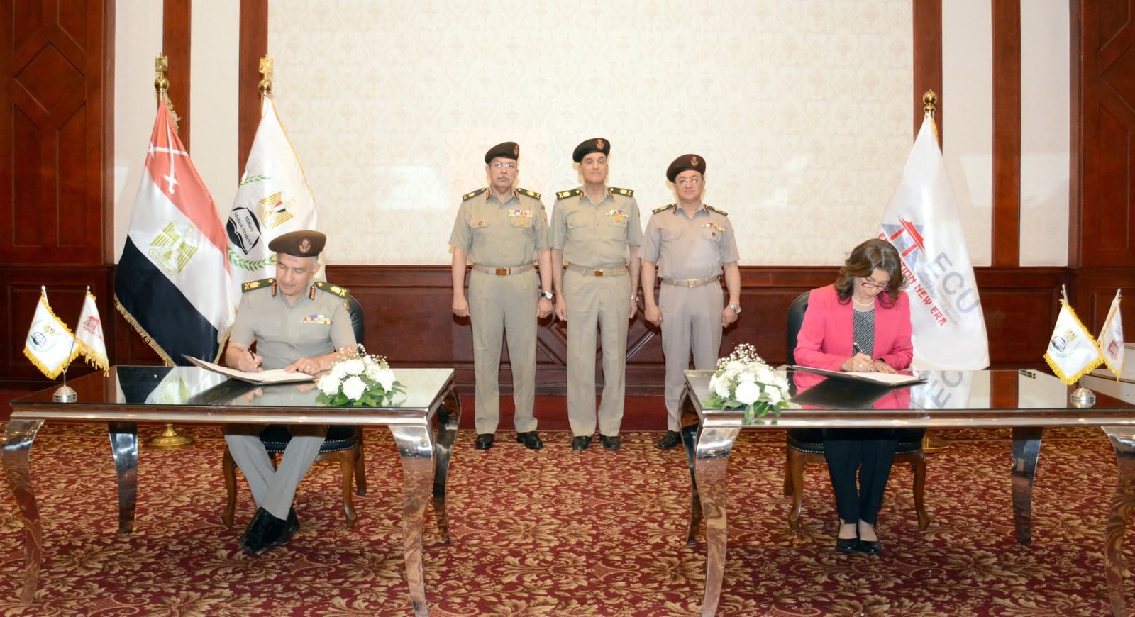 الأكاديمية الطبية العسكرية توقع عقد إتفاق مع الجامعة المصرية الصينية