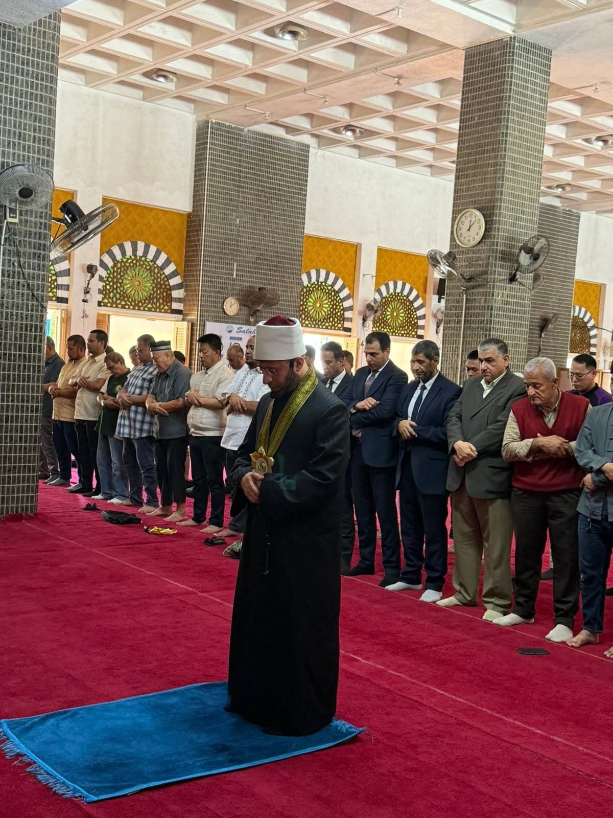 وزير الأوقاف يزور المسجد الأزرق في الفلبين ويتفقد شئونه وشئون الجالية المسلمة