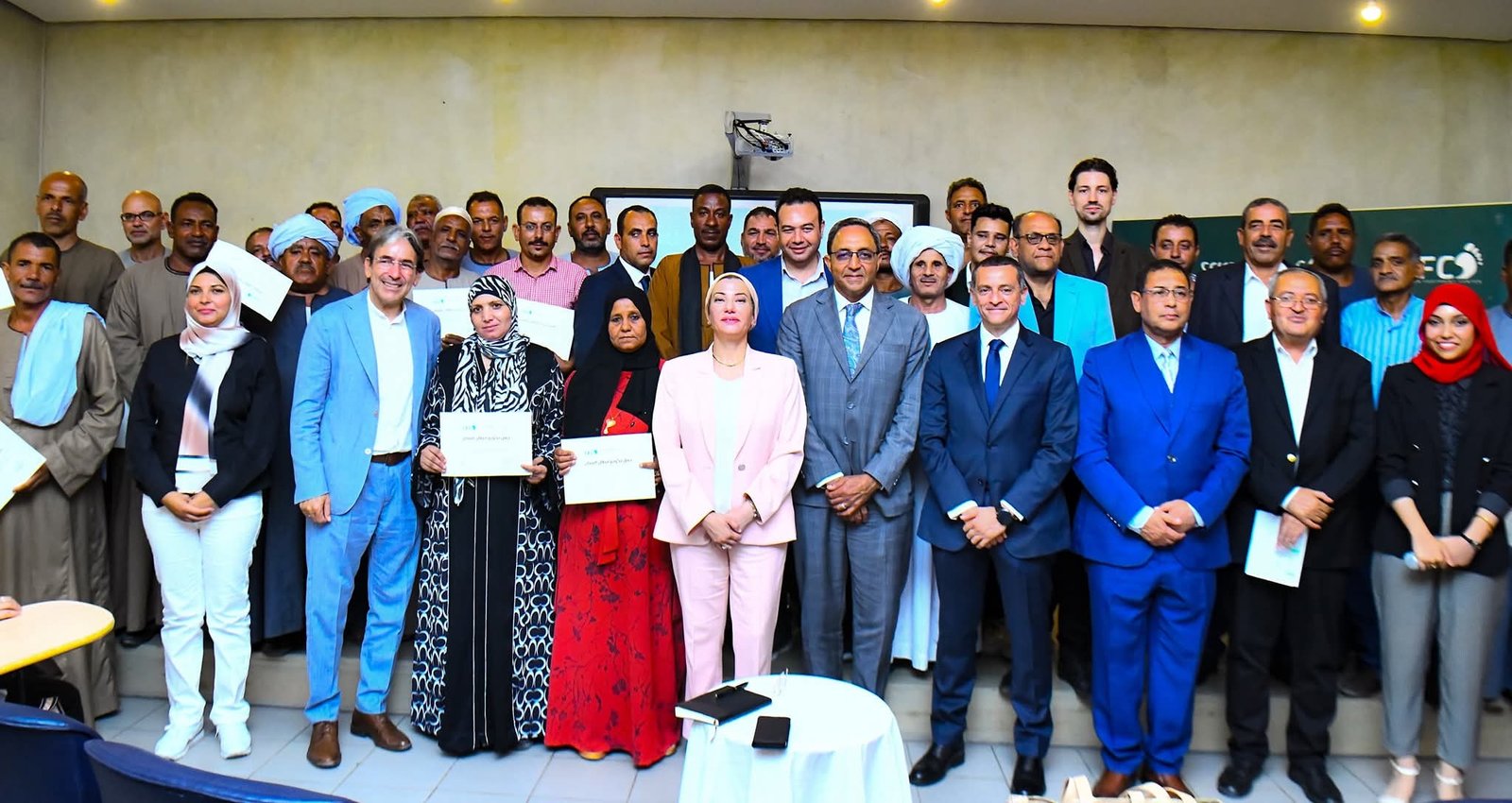 وزيرة البيئة تشارك فى احتفالية أبطال المناخ من المزارعين المصريين في منتدى تأثير اقتصاد المحبة على التنمية المجتمعية