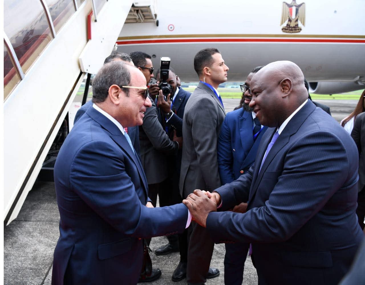 “السيسي يستقبل الرئيس الأنجولي لتعزيز العلاقات الثنائية والتنسيق الأفريقي”.