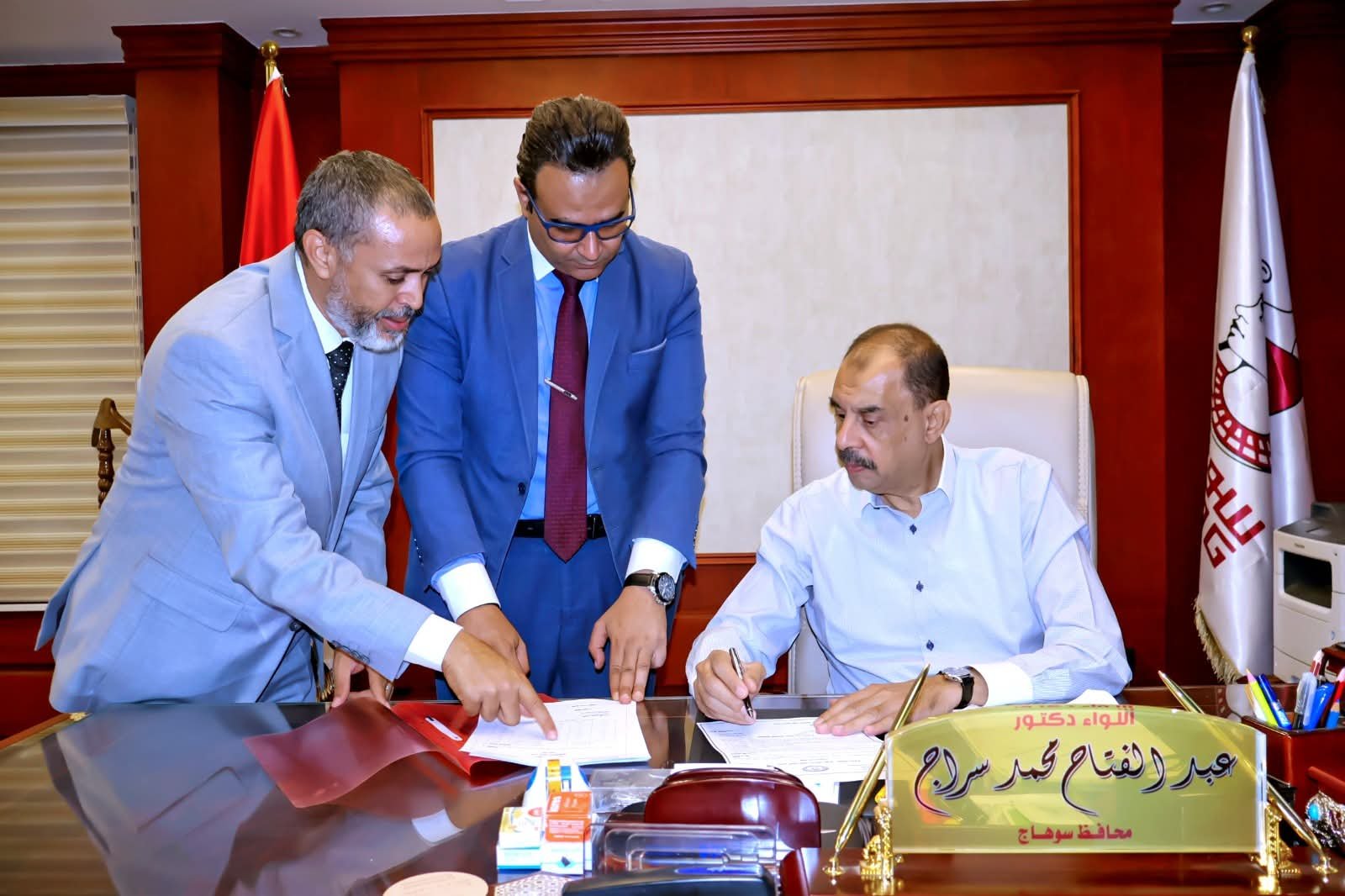 محافظ سوهاج بدء تنسيق المدارس الثانوية الفنية للتمريض بنات بسوهاج..