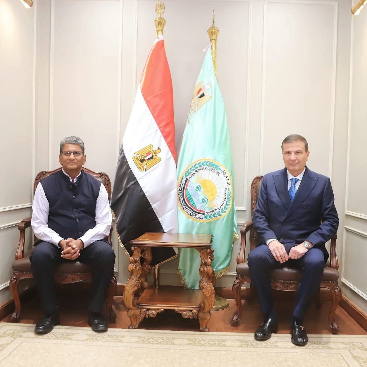 وزير الزراعة يبحث مع السفير الهندي الجديد بالقاهرة تعزيز التعاون الزراعي المشترك