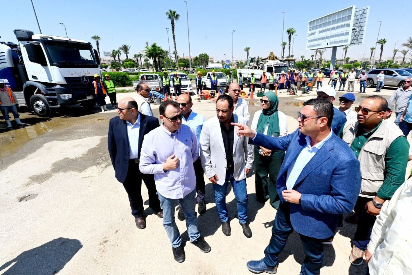 وزير الإسكان يتفقد الأعمال الجاري تنفيذها لتطوير محور ٢٦ يوليو نطاق مدينتي 6 أكتوبر والشيخ زايد