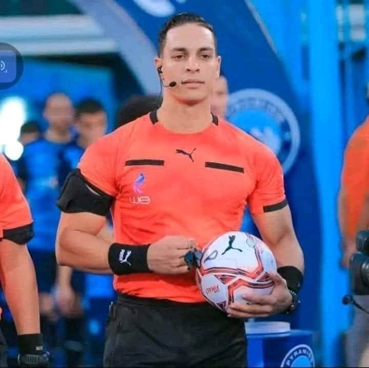 رسميــاً : الكاف يختـار الحكـم حمادة القـ..ـلآوي ضمن حـكام الصفوه بافريقيا