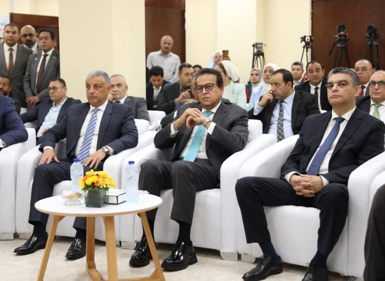 وزير الصحة يفتتح أول معمل متطور للمحاكاة بالمعهد الفني الصحي بالإسماعيلية
