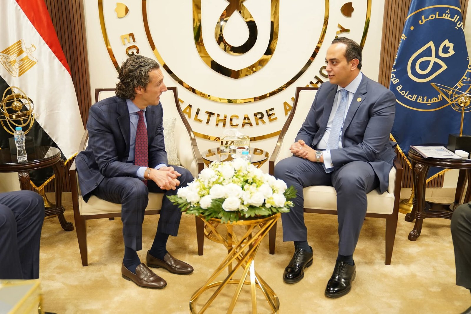 خلال لقائه بنائب رئيس Abbott العالمية رئيس هيئة الرعاية الصحية يبحث أوجه التعاون لنقل أحدث تقنيات علاج أمراض القلب وتعزيز القدرات البشرية والتوسع في إنشاء مراكز التميز بمنشآت الهيئة