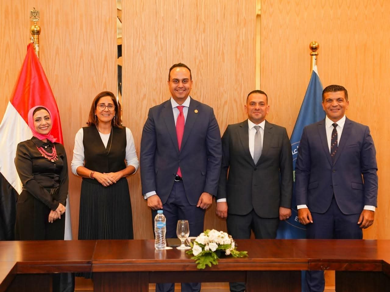 رئيس هيئة الرعاية الصحية يتابع مع رئيس شركة نوفارتس مصر مؤشرات تنفيذ مذكرة التفاهم لتعزيز رعاية مرضى الأورام وتوسيع التعاون في مجالات أمراض القلب