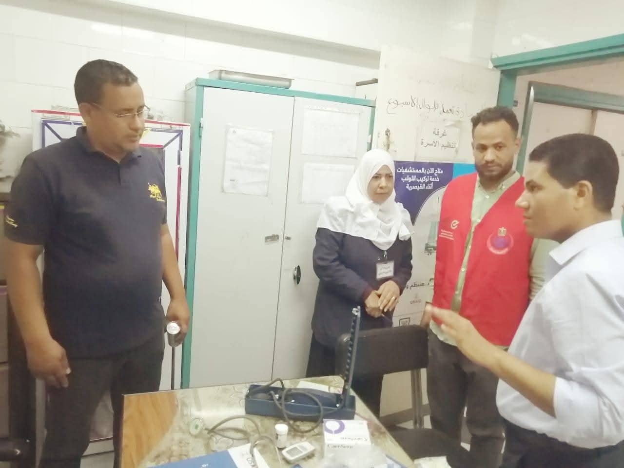 وكيل وزارة الصحة بالأقصر يتابع أعمال المبادرات الرئاسية  الأطقم الطبية
