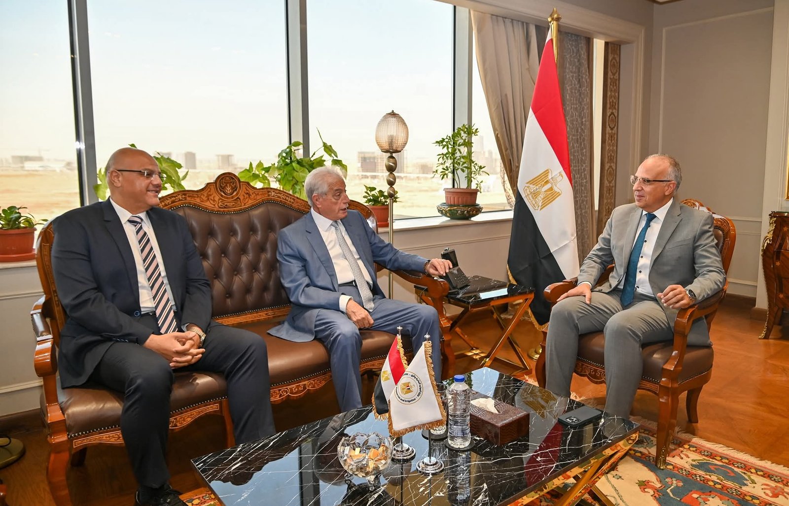 وزير الري يستقبل مستشار رئيس الجمهورية للتنمية المحلية ومحافظ القليوبية