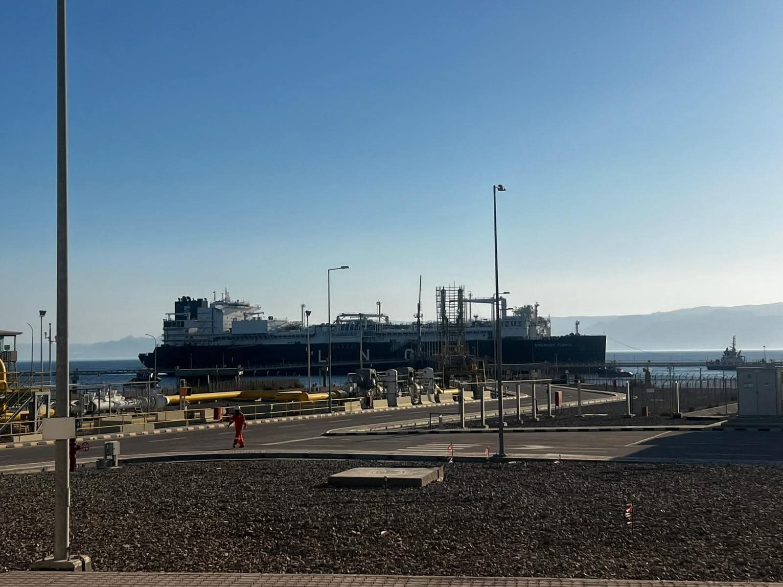 وزارة البترول: وصول وحدة التغييز العائمة “إينرجيوس فورس” إلى ميناء العقبة بالأردن ضمن خطة تأمين إمدادات الطاقة وتعزيز التعاون الإقليمي