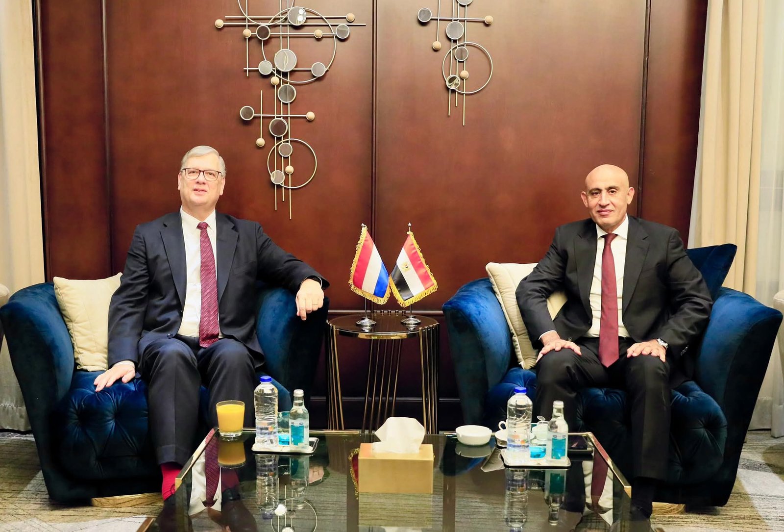 وزير التربية والتعليم يلتقي سفير هولندا بالقاهرة لبحث سبل تعزيز التعاون في مشروعات التعليم الفني