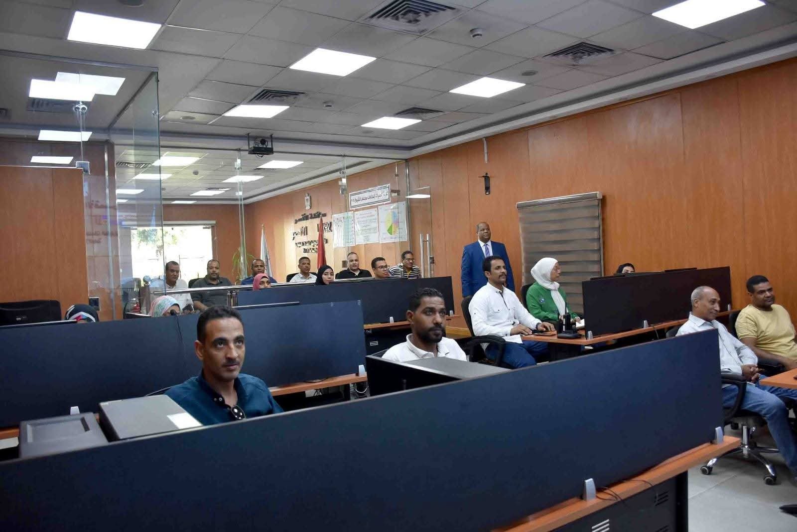 محافظ الأقصر يؤكد..الإنتهاء من تجهيز المقرات الانتخابية لمجلس الشيوخ