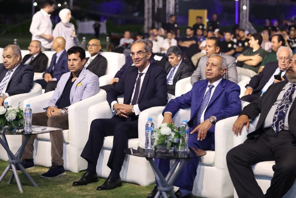 وزيرا الاتصالات والشباب والرياضة يشهدان حفل ختام المسابقة المصرية للبرمجة لشباب الجامعات ECPC ..ويكرمان الفائزين في المسابقة