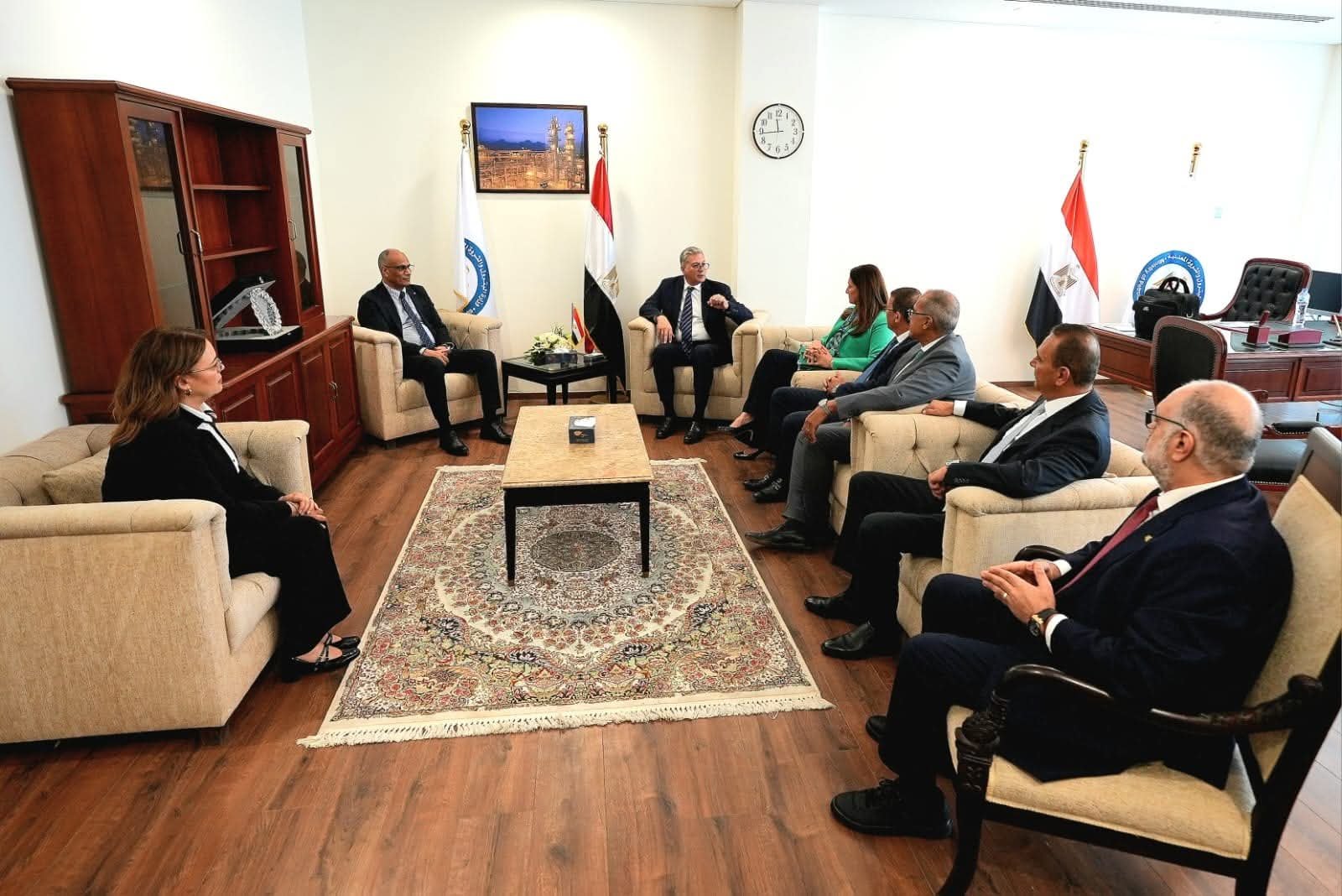 وزير البترول والثروة المعدنية يشهد توقيع اتفاق مبادئ لتمويل مشروع إنتاج الصودا آش ومشتقاتها بالعلمين الجديدة