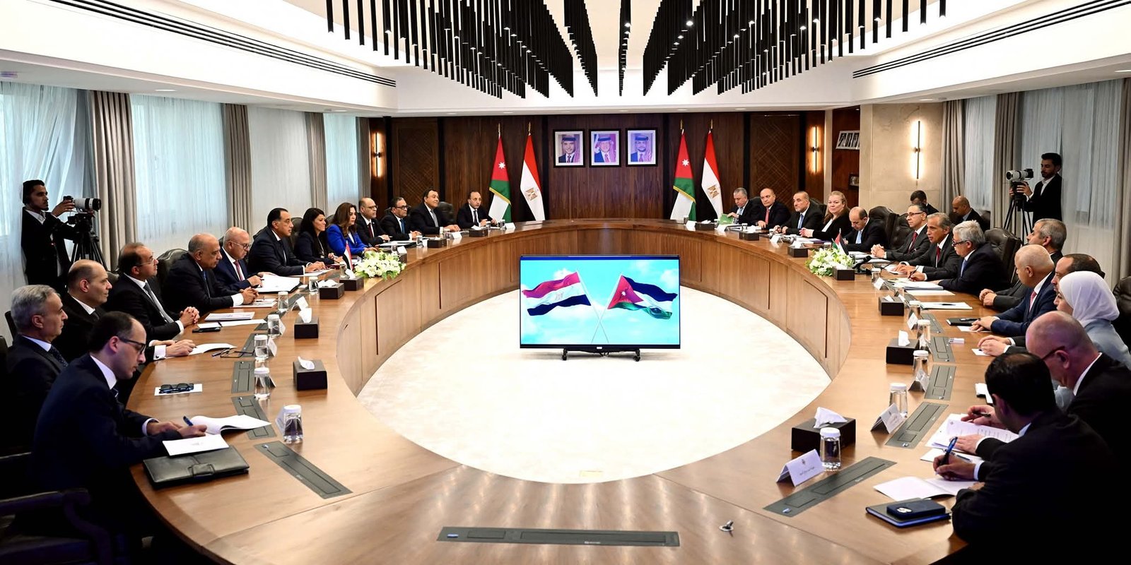 رئيسا وزراء مصر والأردن يترأسان أعمال الدورة الثالثة والثلاثين للجنة العليا المصرية الأردنية المشتركة