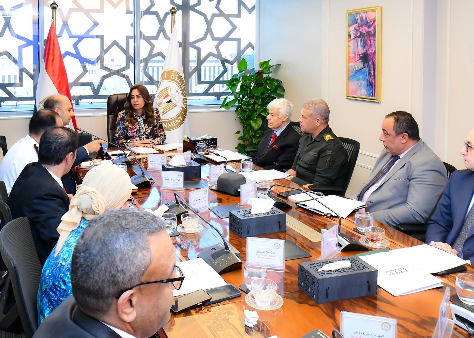 بعد توليها مهام وزارة البيئة وزيرة التنمية المحلية والقائم بأعمال وزير البيئة تترأس أول إجتماع لمجلس إدارة تنظيم إدارة المخلفات