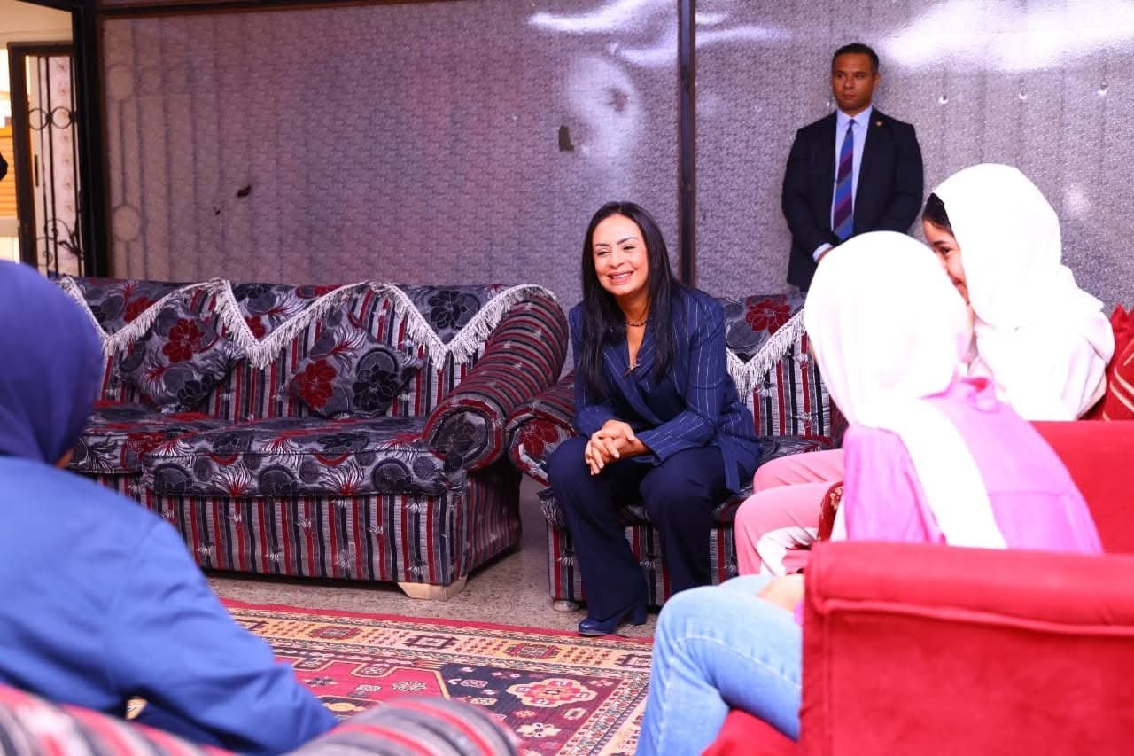 وزيرة التضامن الاجتماعي تجري زيارة مفاجئة لجمعية السيدة نفيسة لرعاية اليتيمات والمسنات بحلوان