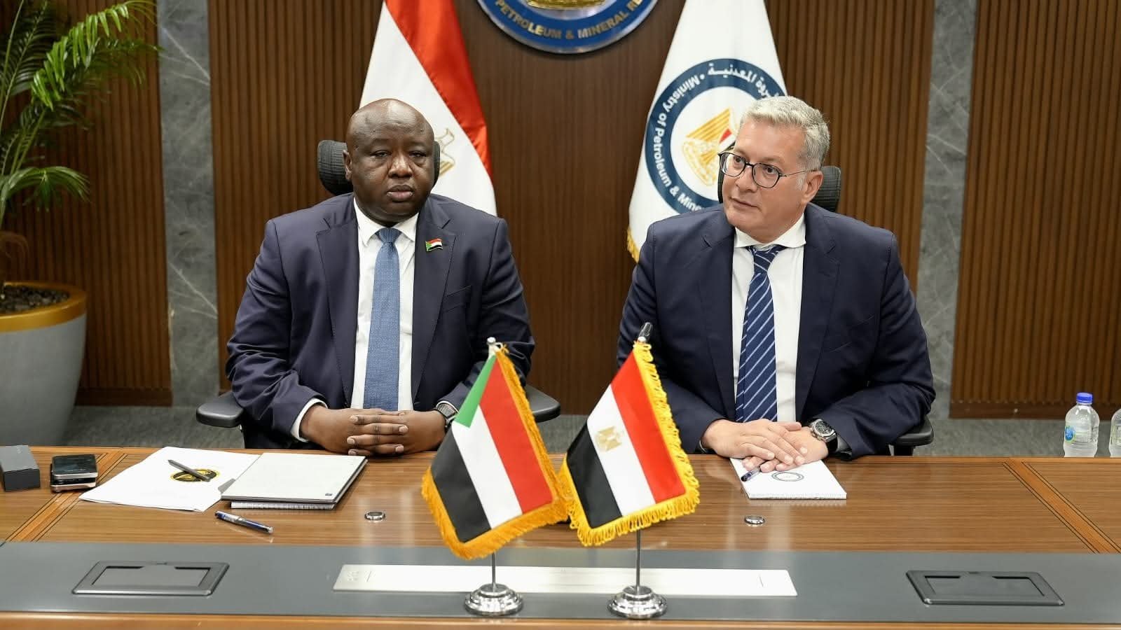 وزير البترول يستقبل وزير المعادن السوداني ونائب السفير السوداني بالقاهرة