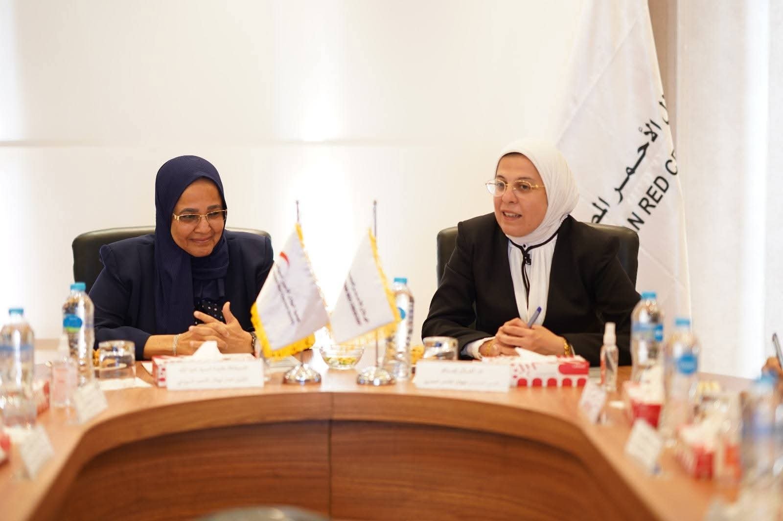 الهلال الأحمر المصري يستقبل نظيره السوداني ويستعرضان التجربة السودانية كنموذج للعطاء الإنساني