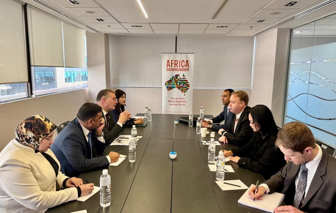 وزير البترول والثروة المعدنية يبحث التعاون مع شركات التعدين والغاز في غرب أستراليا