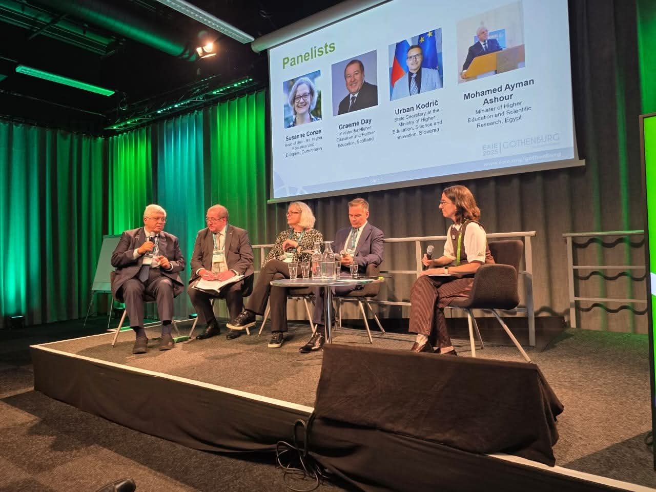 مصر تشارك كأول دولة خارج اتحاد الجامعات الأوروبية في ورشة عمل “تدويل التعليم العالي” بالمعرض الأوروبي الدولي (EAIE 2025) بالسويد