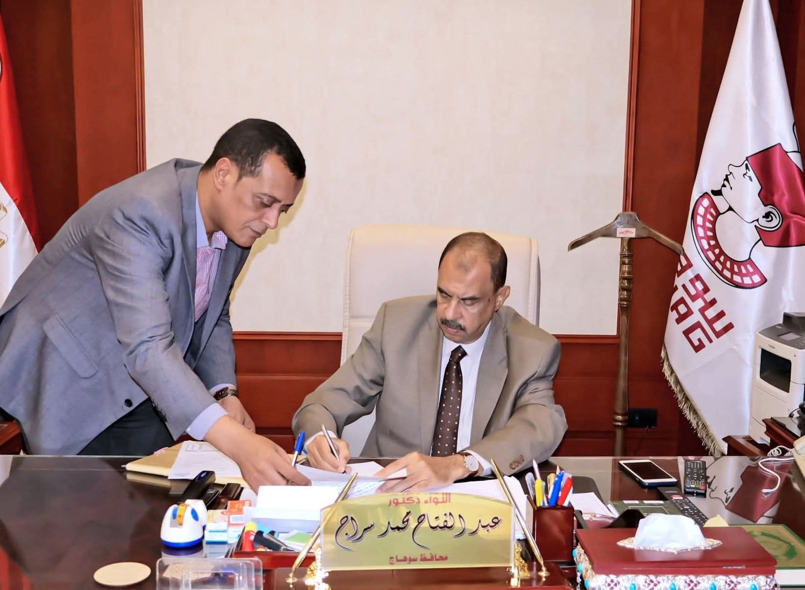 محافظ سوهاج يعتمد المرحلة الثالثة من الطلاب المقبولين بالصف الأول الثانوي العام