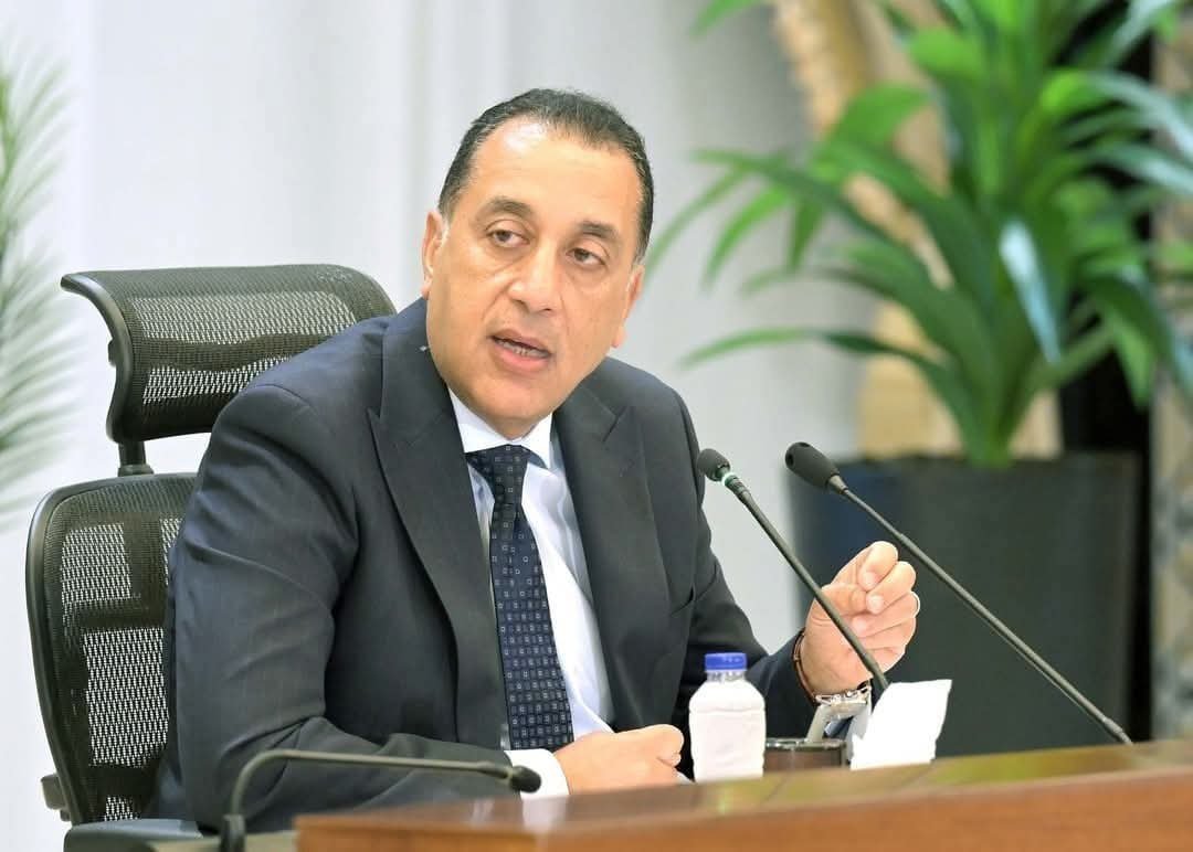 رئيس الوزراء يصل إلى “القنطرة غرب الصناعية” لافتتاح أولى مشروعاتها