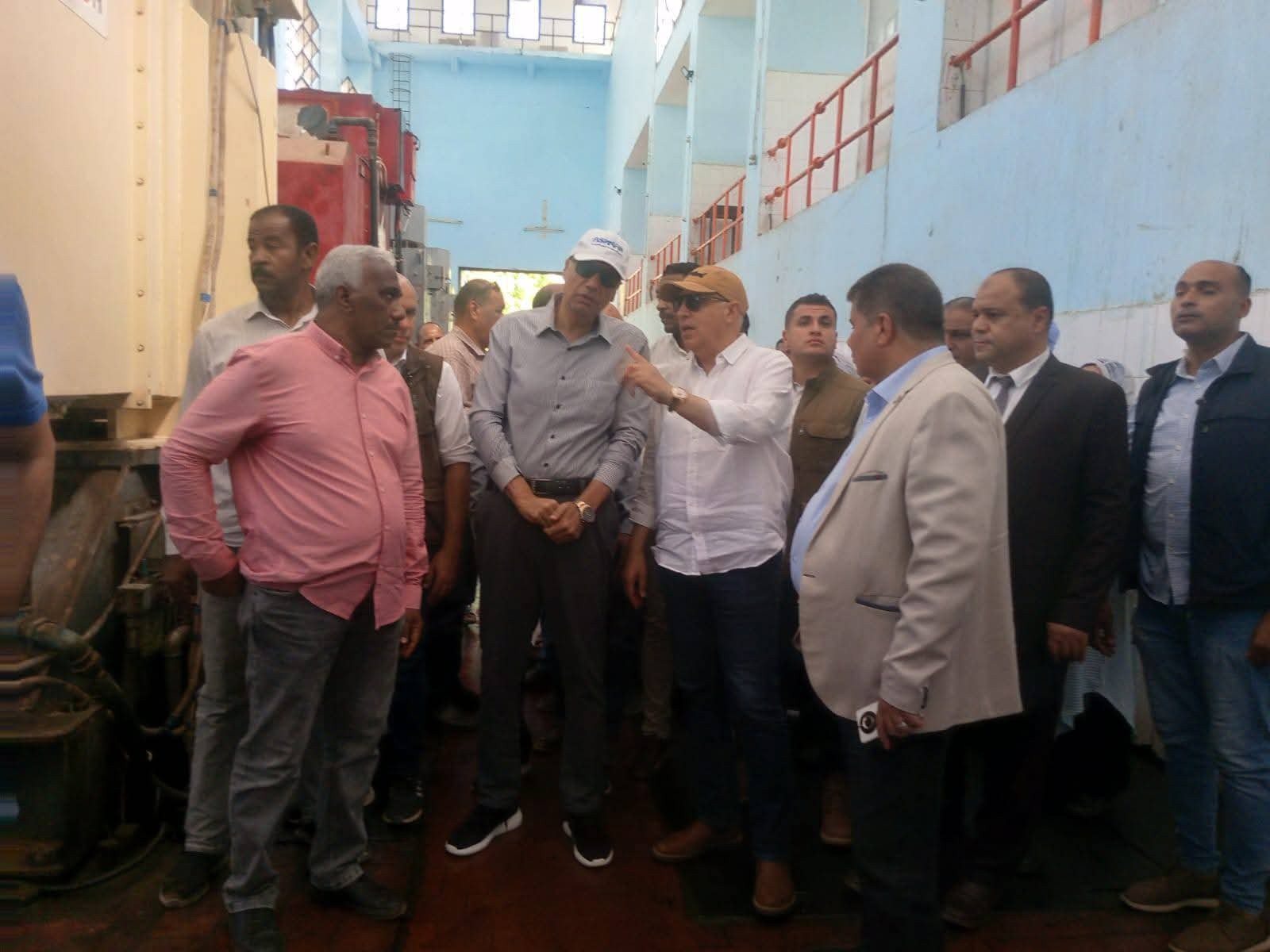 وزير الرى ومحافظ أسوان يتفقدان محطة رى وادى النقرة “بنصر النوبة” لدعم صغار المزارعين