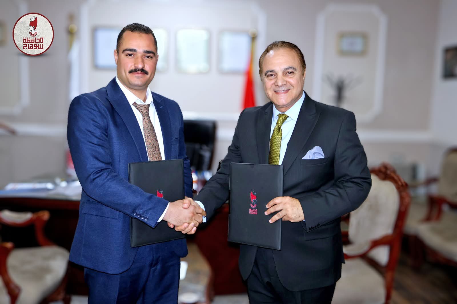 السكرتير العام يوقع عقد حق الانتفاع لمشروع إقامة أول فندق خمس نجوم بسوهاج