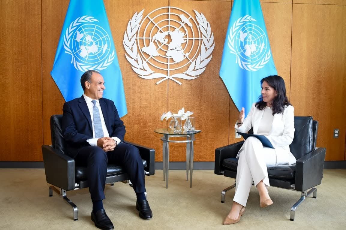 وزير الخارجية يلتقي مع رئيسة الدورة ٨٠ للجمعية العامة للأمم المتحدة