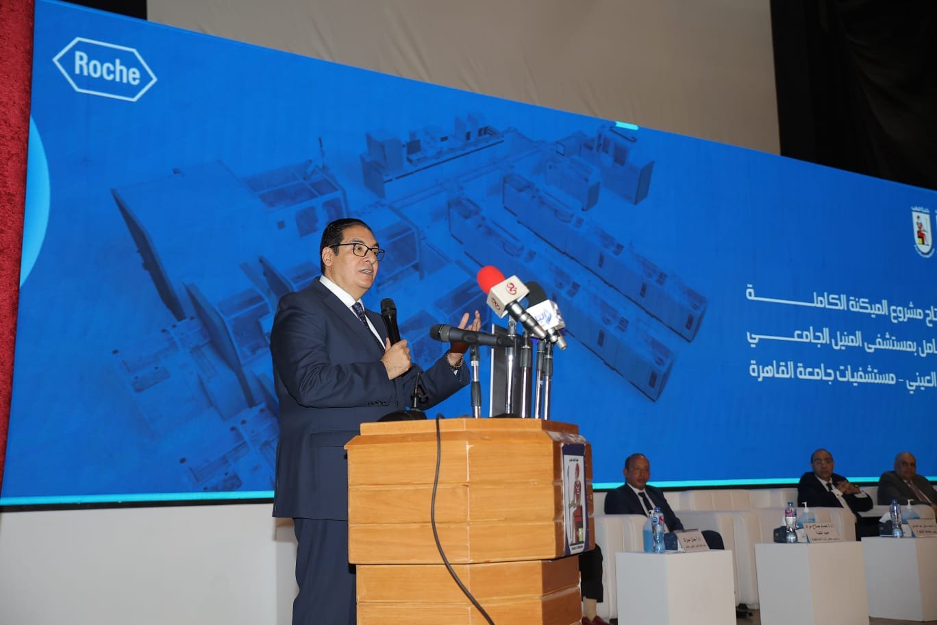 جامعة القاهرة و”روش” للحلول التشخيصية تفتتحان المعمل الرئيسي لقسم الباثولوجيا الإكلينيكية