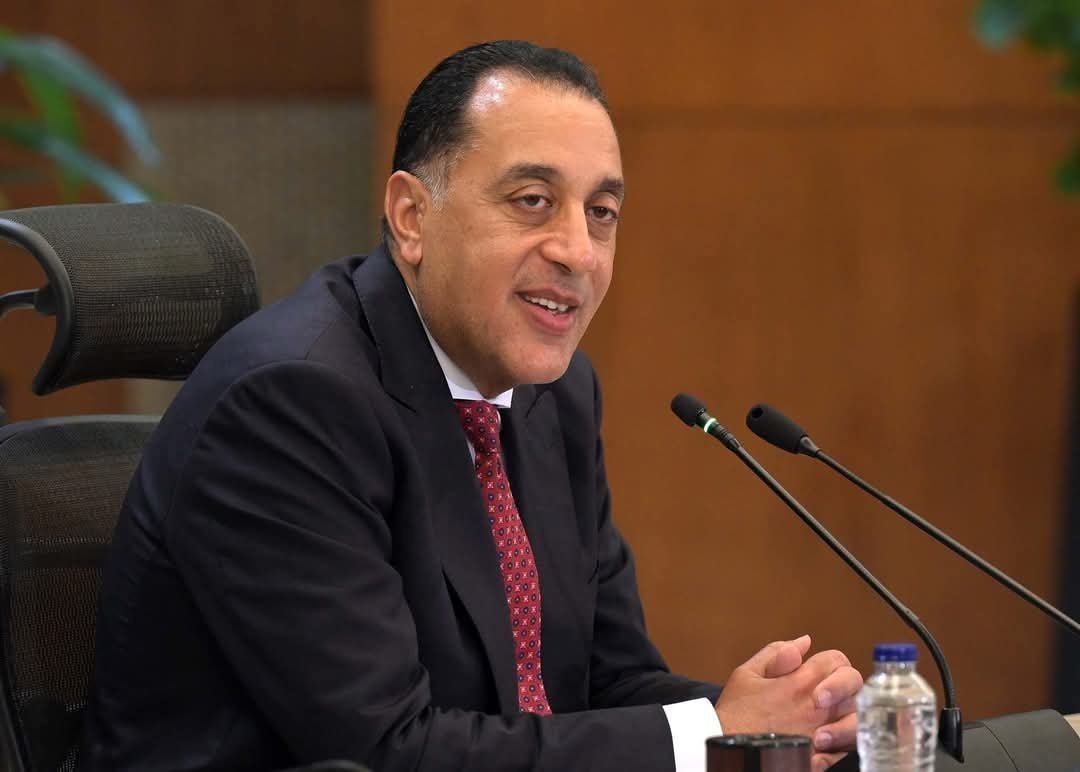 رئيس الوزراء يهنئ الدكتور خالد العناني بفوزه بمنصب مدير منظمة اليونسكو