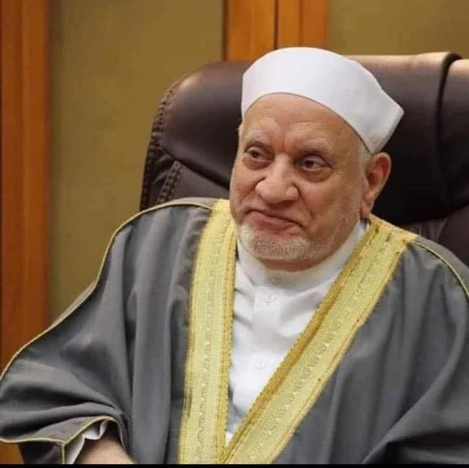 الدكتور احمد عمر هاشم في ذمه الله