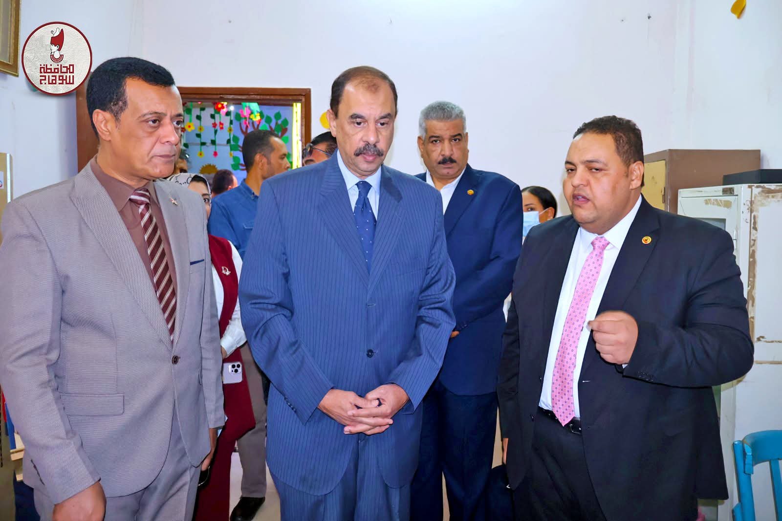 محافظ سوهاج يتفقد فعاليات المبادرة الرئاسية للكشف عن أمراض سوء التغذية لطلاب المرحلة الابتدائية