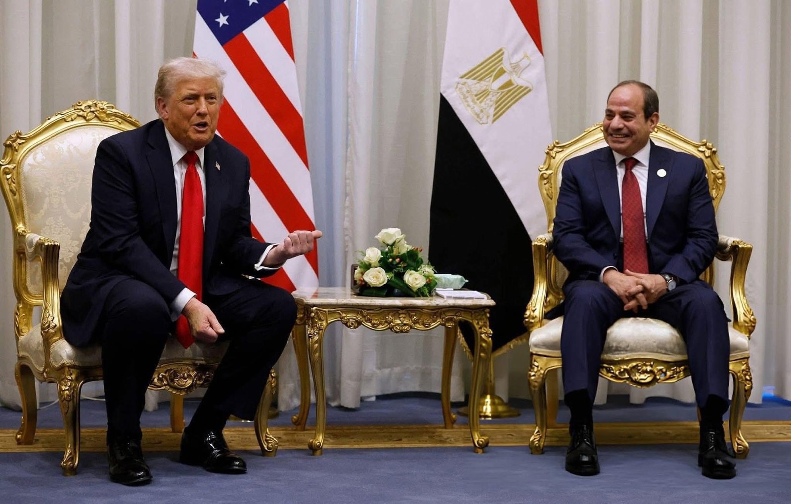 قمة شرم الشيخ للسلام: السيسي وترامب يؤكدان الالتزام بالسلام والاستقرار في الشرق الأوسط